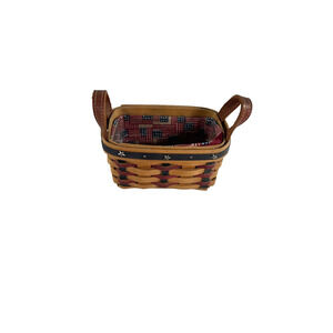 2003 Longaberger Collectors Club Salt & Pepper Basket w/Flag Liner & Protector